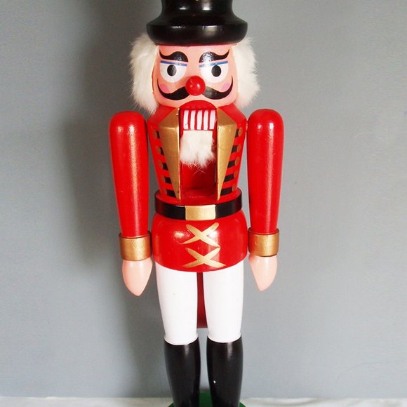 Vintage Wooden Toy Soldier Nutcracker Big 21" Tall Old World Christmas Red Black - Picture 2 of 8